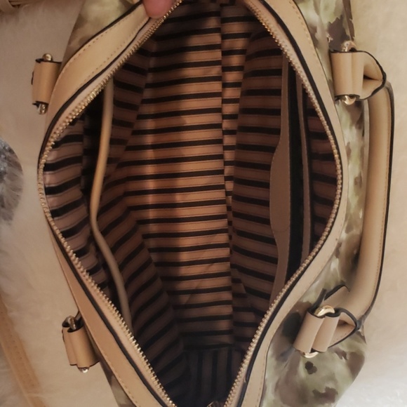 Handbag - Picture 4 of 4